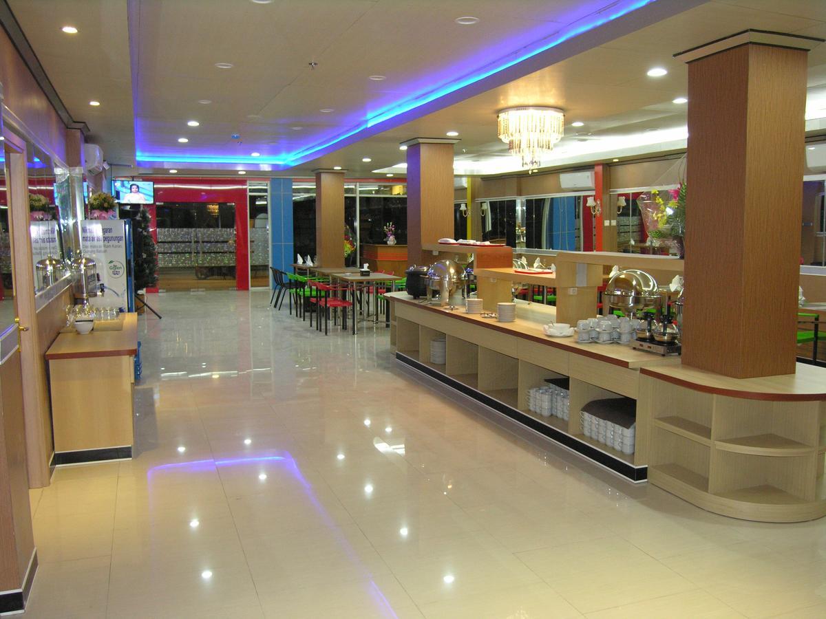 Hotel Delima Banjarmasin  Exterior foto